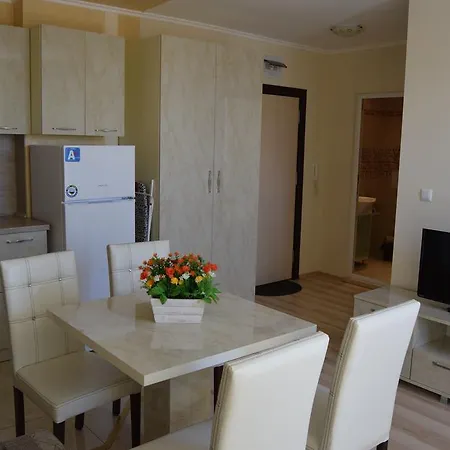 Hotel de apartamente Persey Holiday